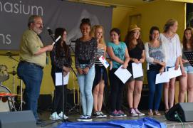 DELF-Urkundenverleihung am Schulfest 7/15