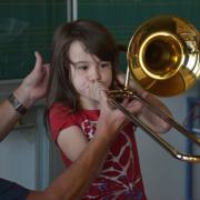 BigBand-Klasse erkundet Instrumente 8/17