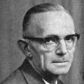 Schulleiter Dr. Ernst Ladebeck